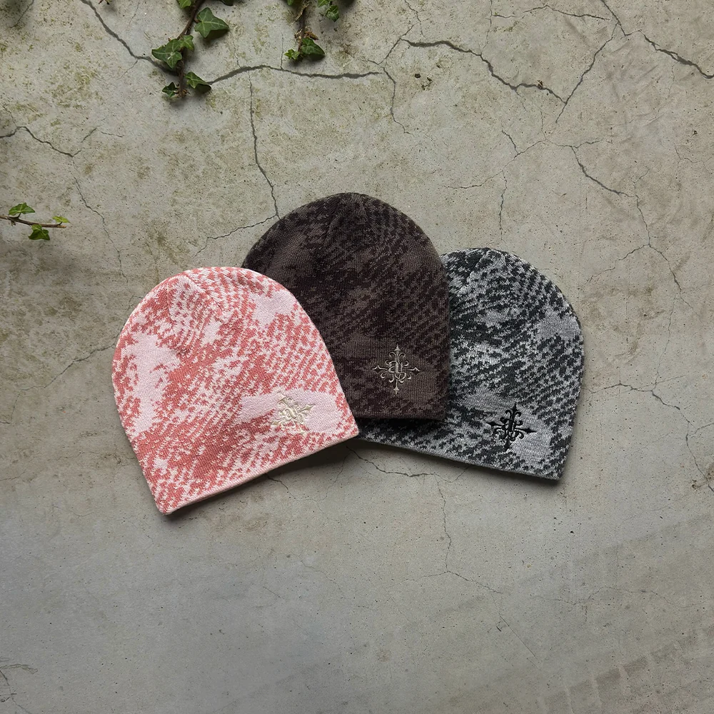 GREY PYTHON BEANIE — view 3